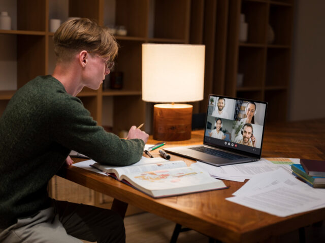 Online Learning Etiquette: Best Practices for Virtual Classrooms and Discussions
